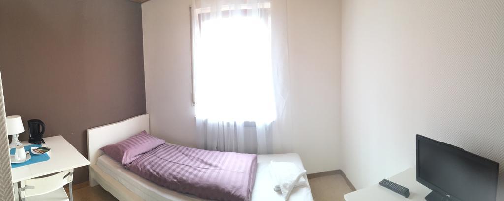 Motels21 Sersheim Стая снимка