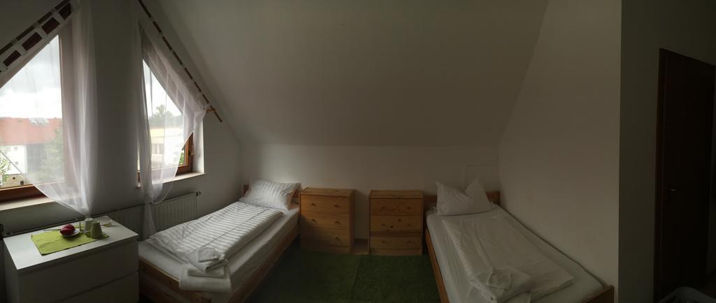 Motels21 Sersheim Стая снимка